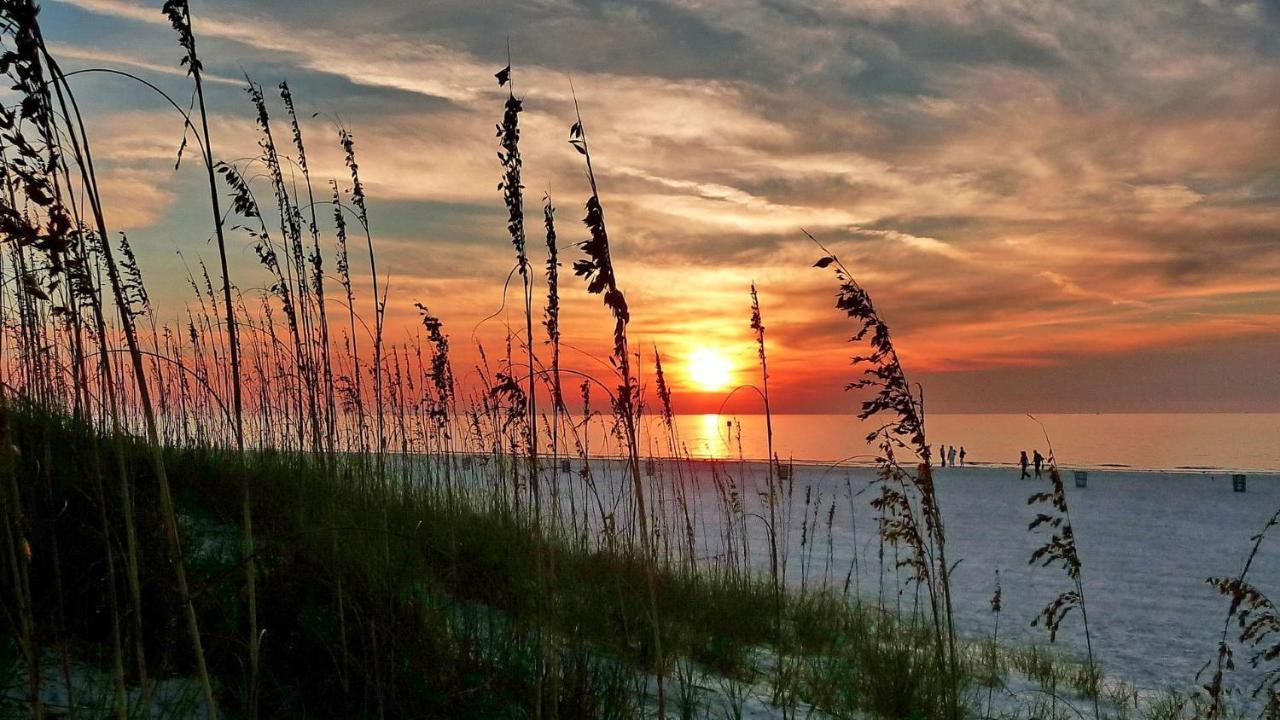 Villa Land'S End 11-406 Beach Front - Premier à St. Pete Beach Extérieur photo