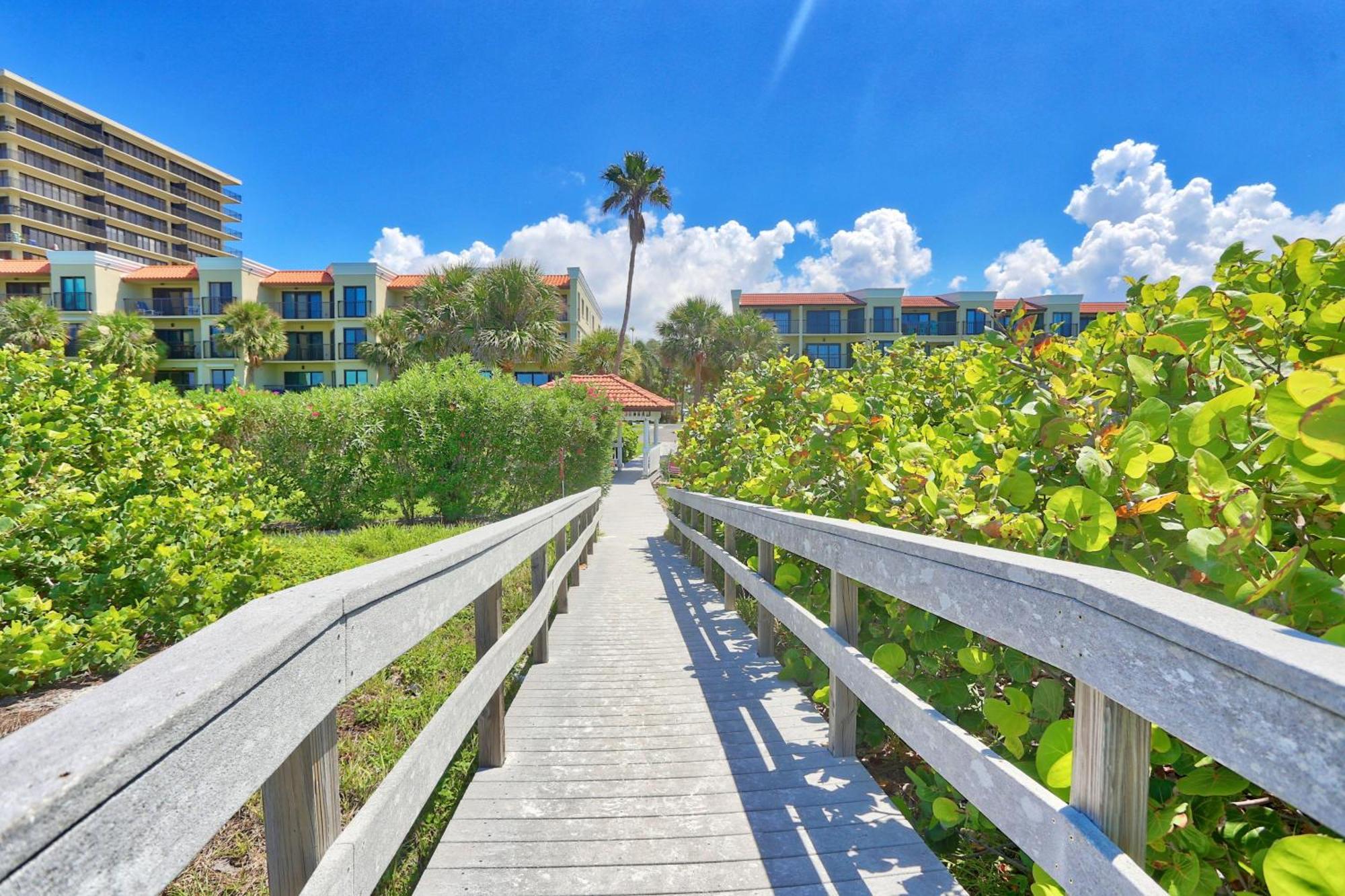 Villa Land'S End 11-406 Beach Front - Premier à St. Pete Beach Extérieur photo